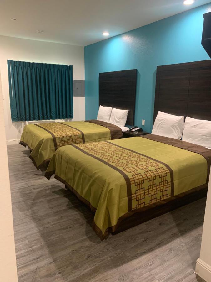 Lotus Motel